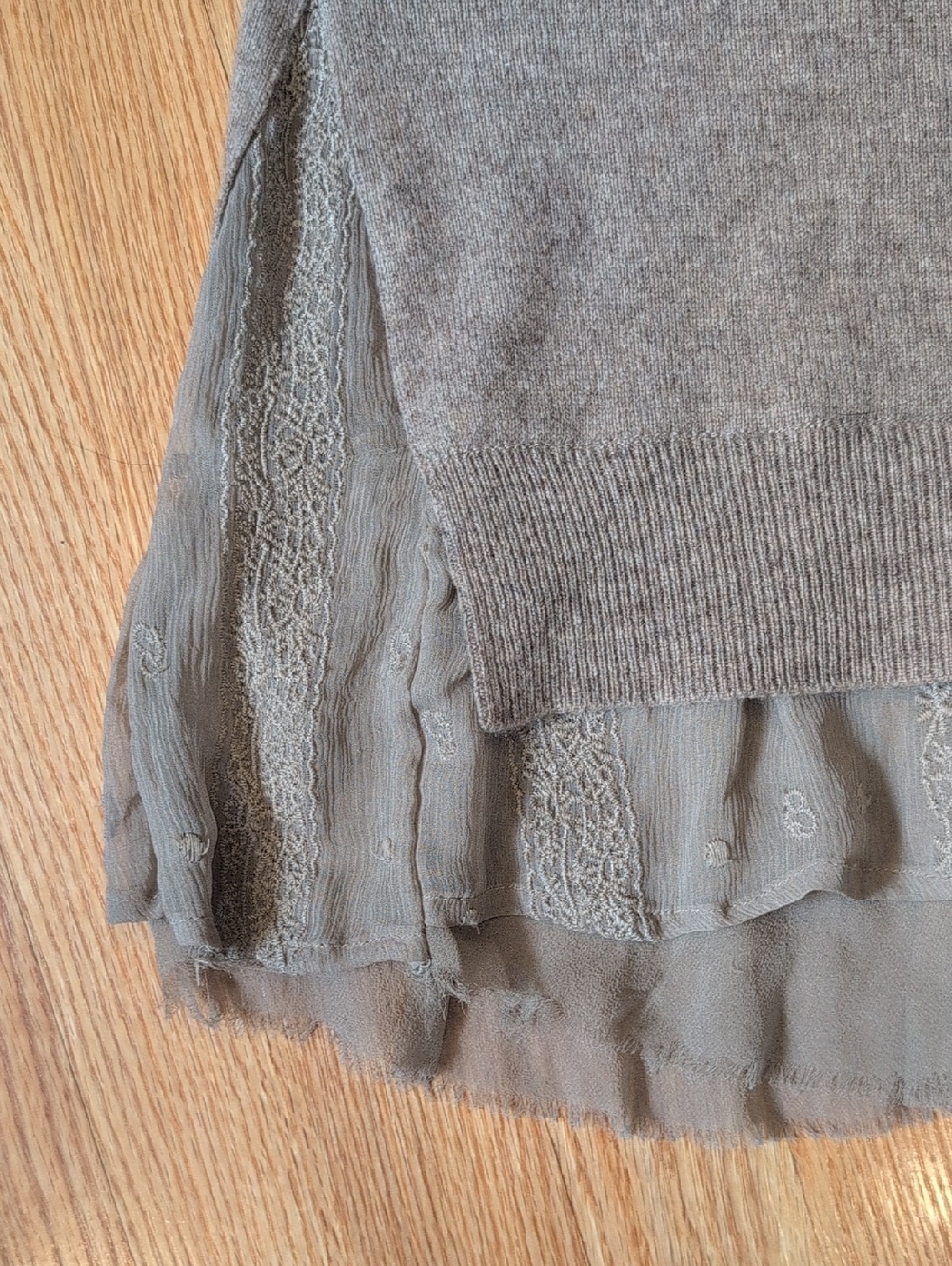 Garnet Hill Lace Trim Cashmere Sweater Women's Size S - Picture 3 of 7